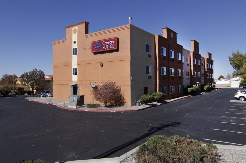 Comfort Suites Albuquerque-North Journal Center Exterior foto